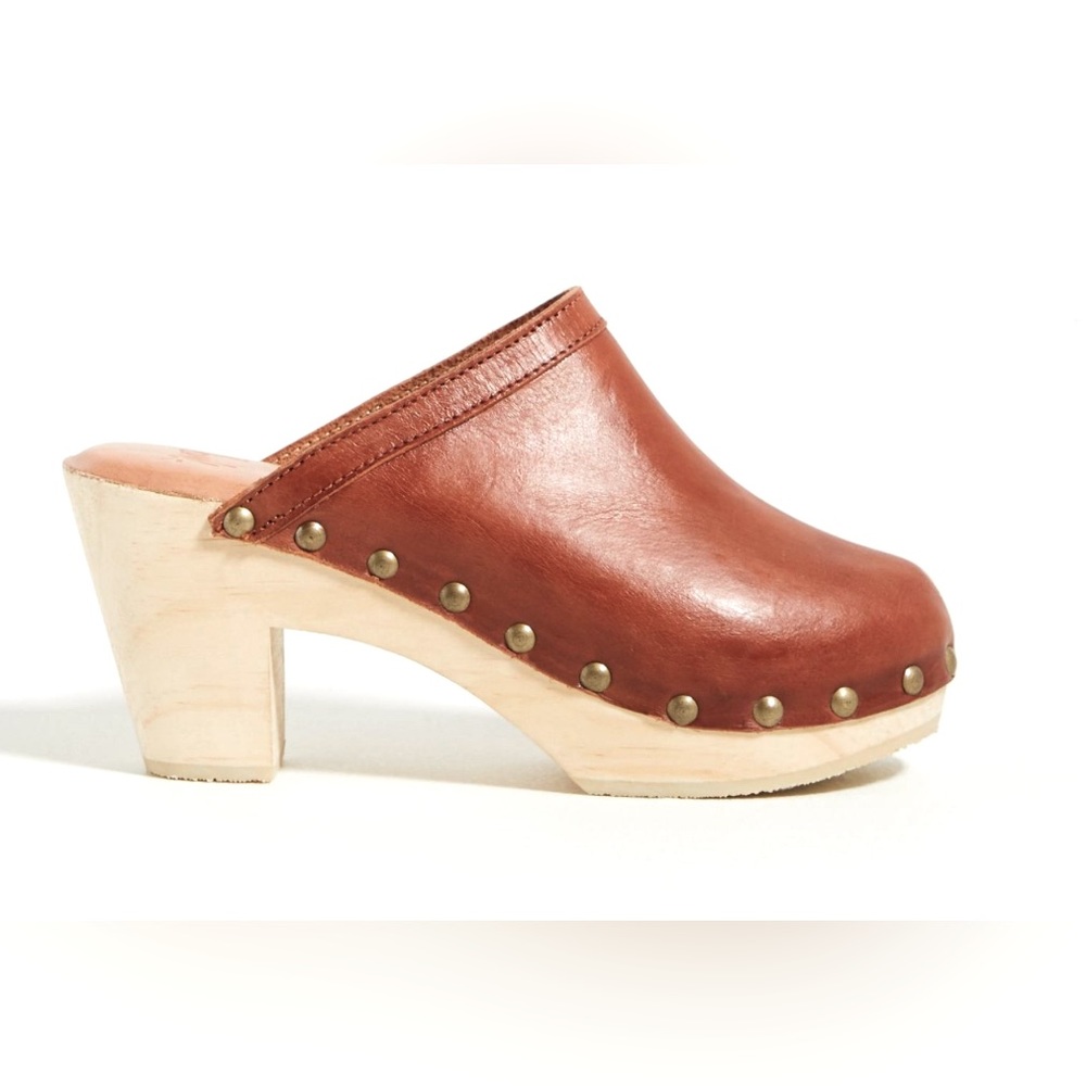 Beek Woodpecker Heeled Clogs NWOB Size 10 Tan (Runs Small). Make an offer.